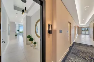 153 N Seabreeze, Fort Lauderdale, FL 33304 - Photo 1