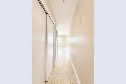 2101 NE 51st St #15, Fort Lauderdale, FL 33308 - Photo 11