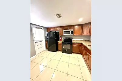 443 NE 195th St #345, Miami, FL 33179 - Photo 9