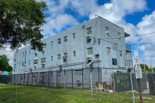 220 NW 11th Terrace, Miami, FL 33136 - Photo 9