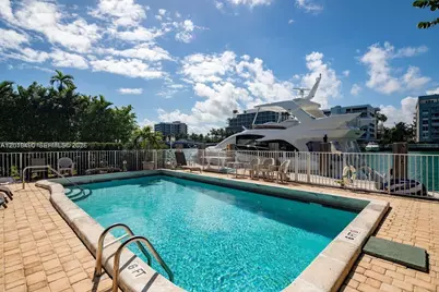 34 Bal Bay Dr, Bal Harbour, FL 33154 - Photo 3