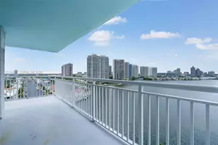 301 174, Sunny Isles Beach, FL 33160 - Photo 21