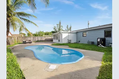 5731 SW 54th Ter, Davie, FL 33314 - Photo 19