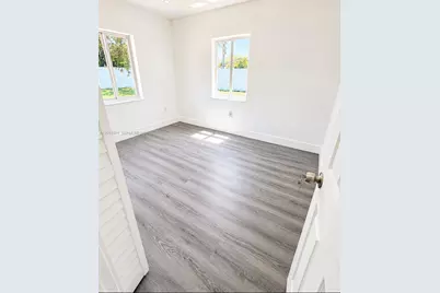 1881 NW 157th St, Miami Gardens, FL 33054 - Photo 9