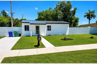 1881 NW 157th St, Miami Gardens, FL 33054 - Photo 3