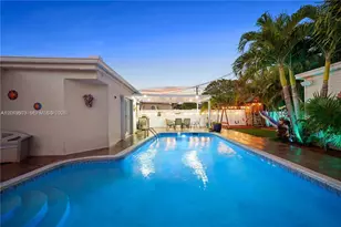 3021 N 72nd Way, Hollywood, FL 33024 - Photo 29