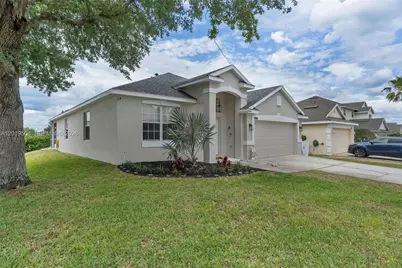 447 Higher Comb Dr #447, Davenport, FL 33897 - Photo 3