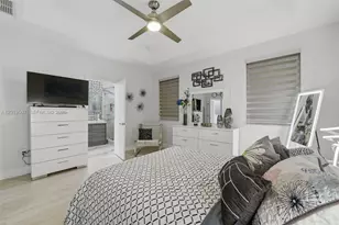 914 SW 151 Pl, Miami, FL 33194 - Photo 15