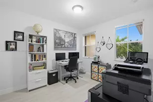 914 SW 151 Pl, Miami, FL 33194 - Photo 11