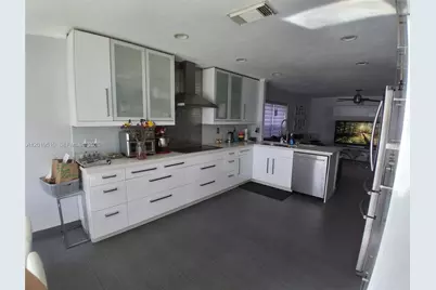 5245 SW 38th Ave, Hollywood, FL 33312 - Photo 13