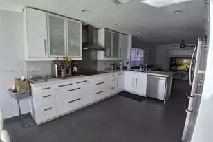 5245 SW 38th Ave, Hollywood, FL 33312 - Photo 13