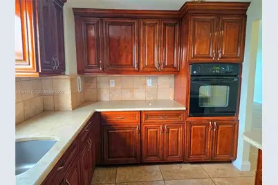 1865 79 St  Cswy #5 i, North Bay Village, FL 33141 - Photo 5