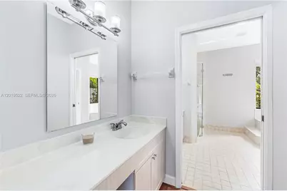 1256 S Manor Dr S, Weston, FL 33326 - Photo 25