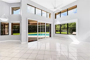 1256 S Manor Dr S, Weston, FL 33326 - Photo 11