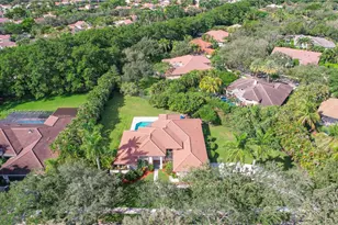 1256 S Manor Dr S, Weston, FL 33326 - Photo 29