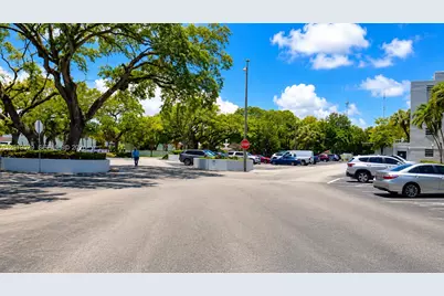 447 NE 195th St #117, Miami, FL 33179 - Photo 23