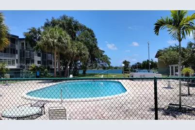 447 NE 195th St #117, Miami, FL 33179 - Photo 17
