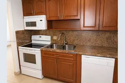 447 NE 195th St #117, Miami, FL 33179 - Photo 9