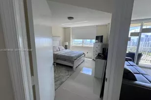 19501 W Country Club Dr, Aventura, FL 33180 - Photo 27