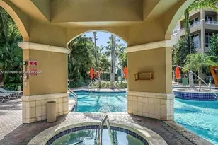 19501 W Country Club Dr, Aventura, FL 33180 - Photo 27