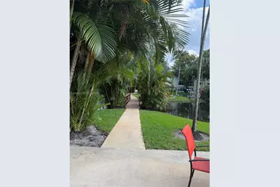 5131 W Oakland Park Blvd #106, Lauderdale Lakes, FL 33313 - Photo 23