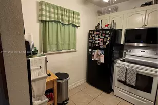 5131 W Oakland Park Blvd, Lauderdale Lakes, FL 33313 - Photo 9