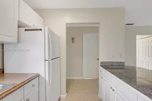 4667 SE Salvatori Rd, Stuart, FL 34997 - Photo 9