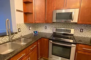 2041 Pompeii Ct, Weston, FL 33327 - Photo 5