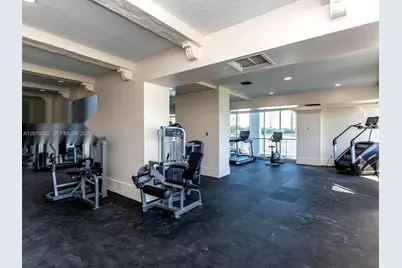 18051 Biscayne Blvd #1102, Aventura, FL 33160 - Photo 25