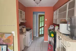 242 NW 7th Ave, Dania Beach, FL 33004 - Photo 3