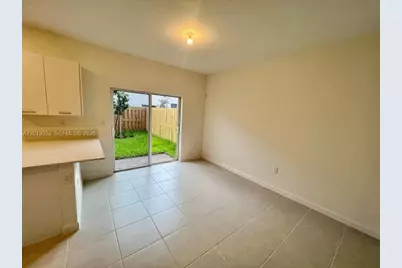 12722 NW 23rd Pl, Miami, FL 33167 - Photo 11