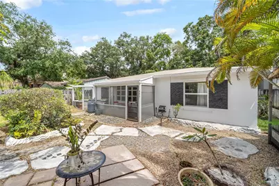 841 SW 11th Ct, Fort Lauderdale, FL 33315 - Photo 3