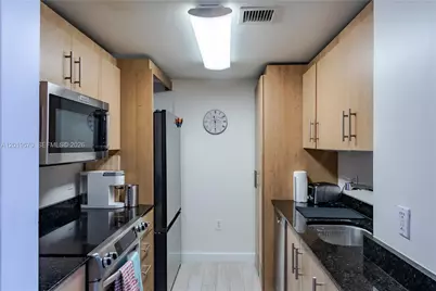 10275 Collins Ave #634, Bal Harbour, FL 33154 - Photo 11