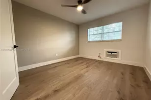 1471 NE 170th St, North Miami Beach, FL 33162 - Photo 13