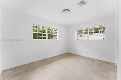 14731 NE 8th Ct, Miami, FL 33161 - Photo 23