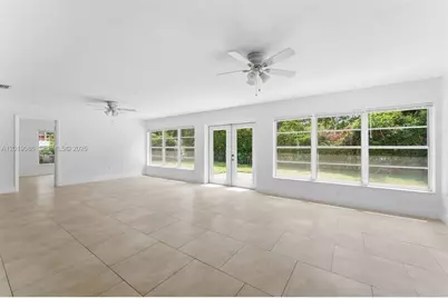 14731 NE 8th Ct, Miami, FL 33161 - Photo 13