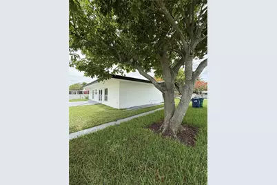 20211 NW 42nd Ave, Miami Gardens, FL 33055 - Photo 37