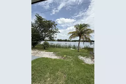 20211 NW 42nd Ave, Miami Gardens, FL 33055 - Photo 41