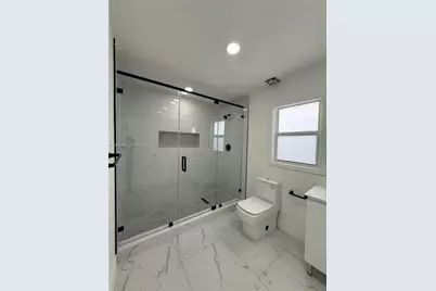 20211 NW 42nd Ave, Miami Gardens, FL 33055 - Photo 27