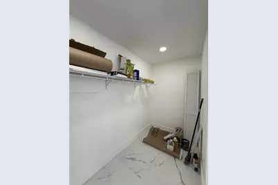 20211 NW 42nd Ave, Miami Gardens, FL 33055 - Photo 23
