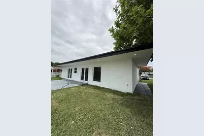 20211 NW 42nd Ave, Miami Gardens, FL 33055 - Photo 39