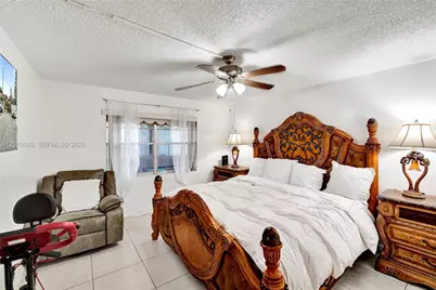 123 Briarwood Cir #2-5, Hollywood, FL 33024 - Photo 43