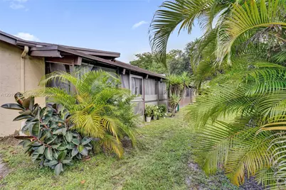 123 Briarwood Cir #2-5, Hollywood, FL 33024 - Photo 21
