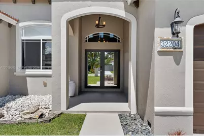 32204 SW 205th Ave, Homestead, FL 33030 - Photo 3