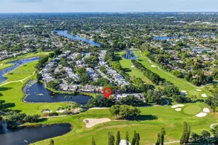 10750 S Golfview Dr, Pembroke Pines, FL 33026 - Photo 41