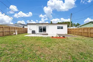 40 SE 3rd Terrace, Dania Beach, FL 33004 - Photo 21