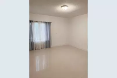 1507 NW 100th St, Miami, FL 33147 - Photo 13