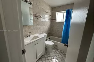 117 SE 2nd Ave, Hallandale Beach, FL 33009 - Photo 3