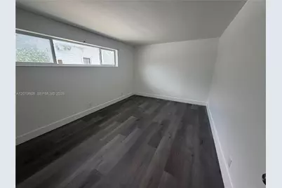117 SE 2nd Ave #1, Hallandale Beach, FL 33009 - Photo 9