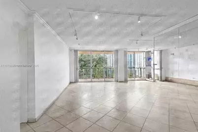 19667 Turnberry Way #6C, Aventura, FL 33180 - Photo 3